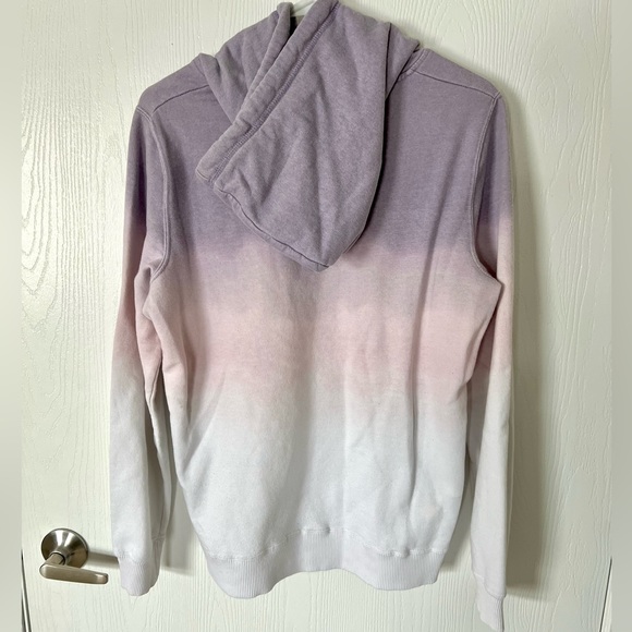 Hollister hoodie size LG (WOMENS) NOT TO BE CONFUSED WITH UNISEX LG. - Picture 4 of 5